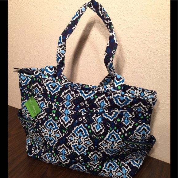 Vera Bradley Ink Blue Pleated Tote Bag NWT - Picture 2 of 3